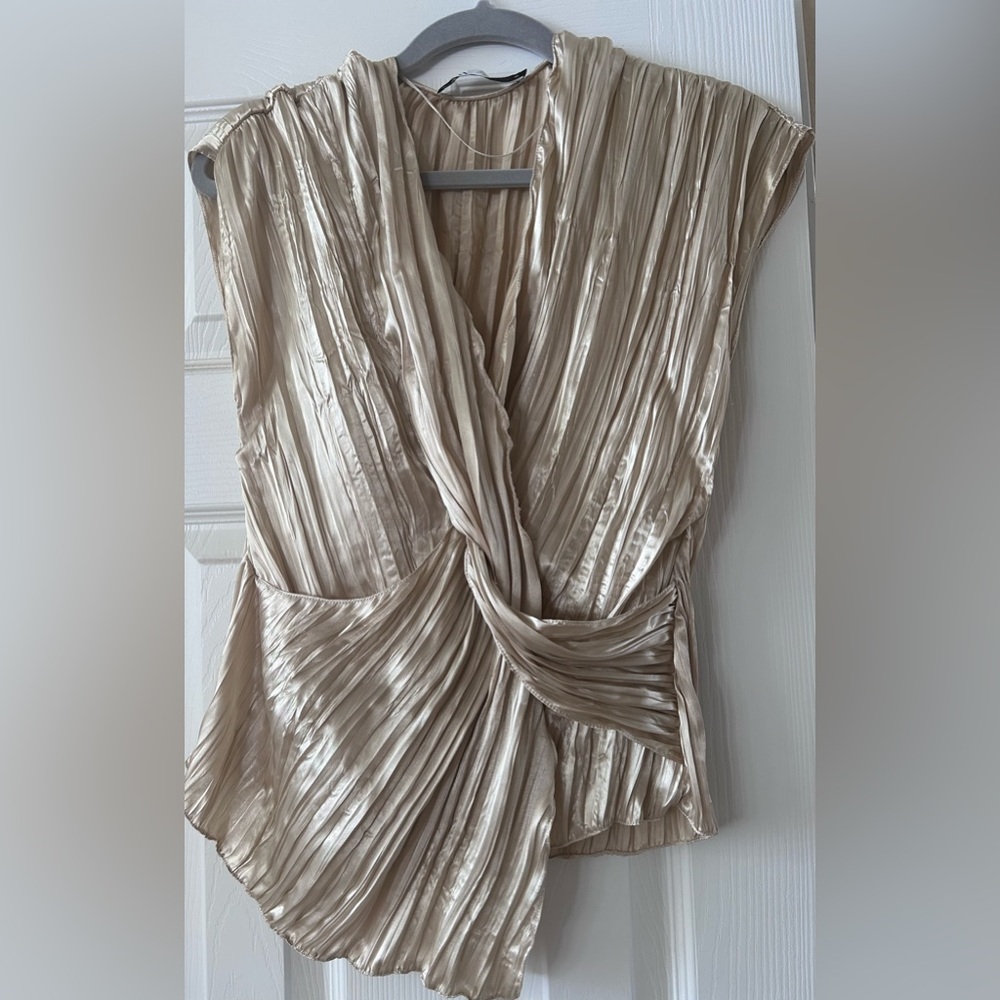 Zara Champagne accordion Style Top SMALL